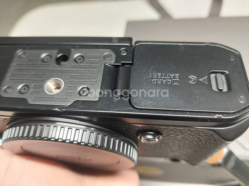 니콘 Zf + 2470 f4--7