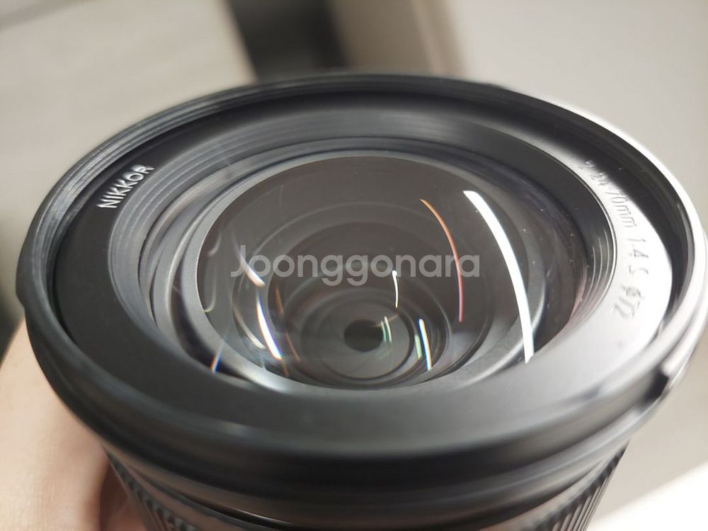 니콘 Zf + 2470 f4--9