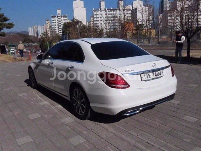 @15년식 C클래스(4세대) C220 d 아방가르드--3