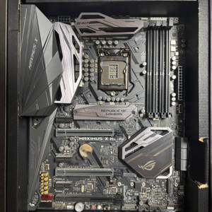 ASUS ROG Maximus X Hero Z370