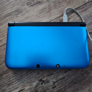 닌텐도 3ds xl (다수 게임 내장)