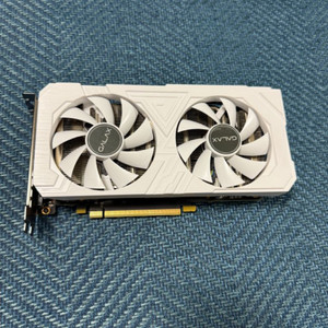 갤럭시 1660super 화이트