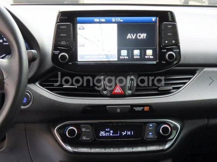 @17년식 i30 PD 1.4 터보 모던 전국최저가격--9