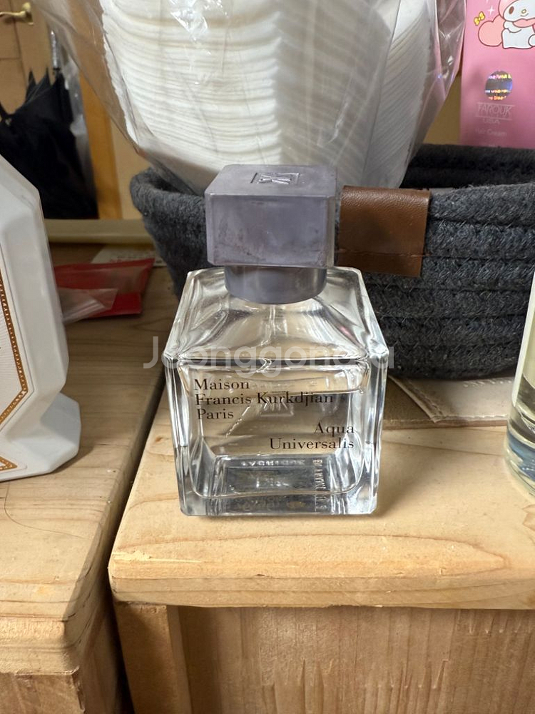 메종프란시스커정 아쿠아유니버셜 75ml 판매합니다.--0