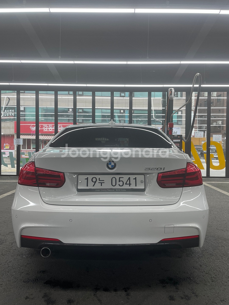 2016년 후기형 BMW 320i MSP 판매합니다.--2