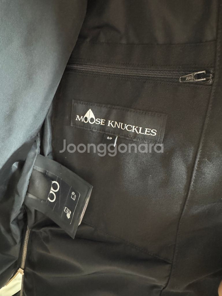 여성 무스너클 패딩--4