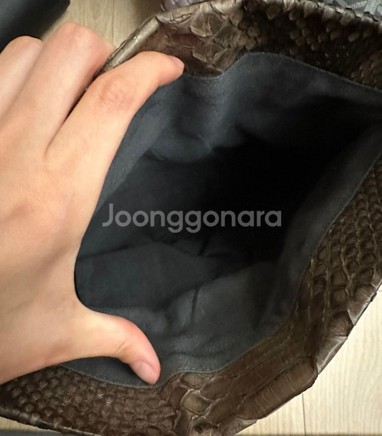 뱀가죽클러치--1
