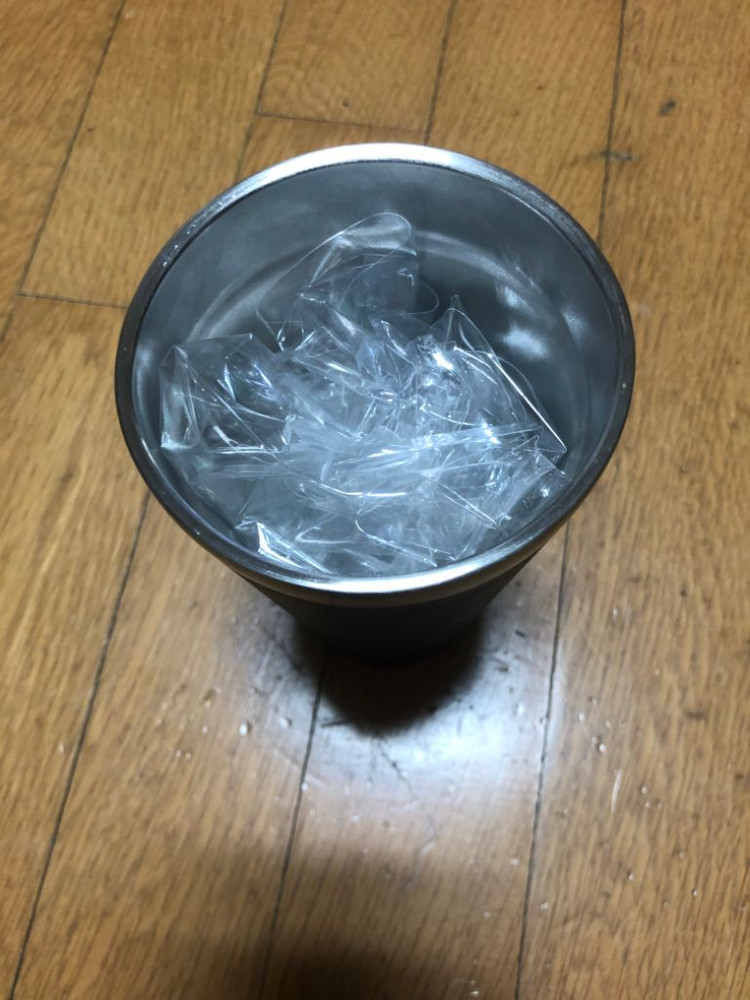 새제품 투썸플레이스 컵--1