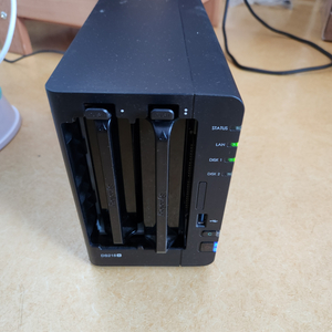 Synology DS218+ NAS+6TB HDD 2개