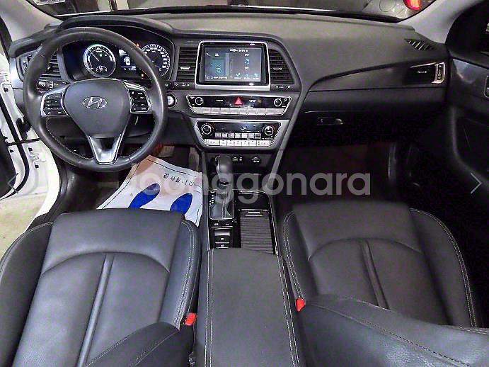 @17년식 LF쏘나타 뉴라이즈 하이브리드 2.0 HE--9