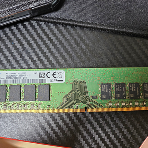 삼성 ddr4 16gb 2개 팝니다