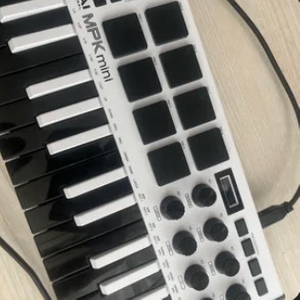 akai mpk mini