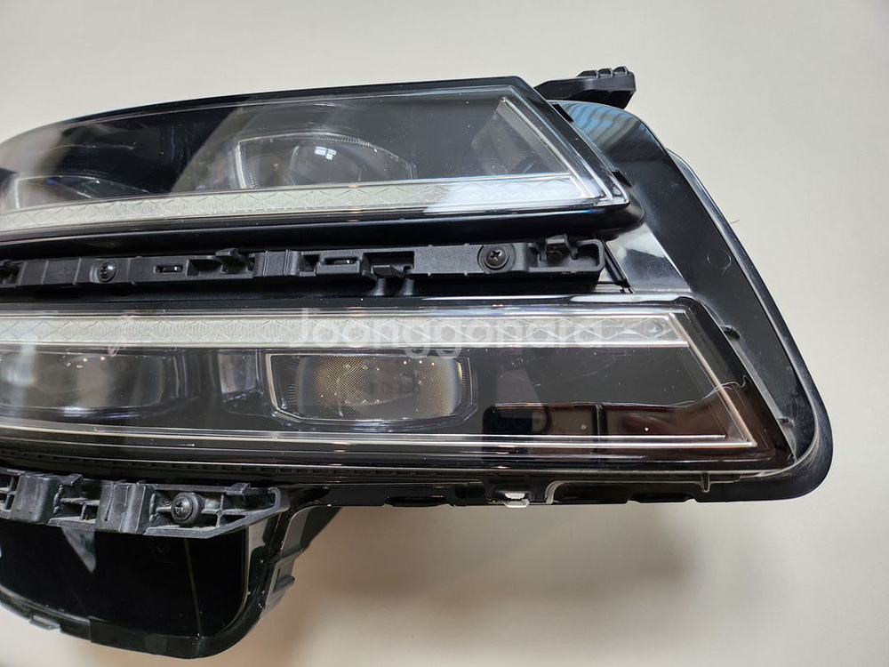 21년식 G80 조수석 헤드라이트--2