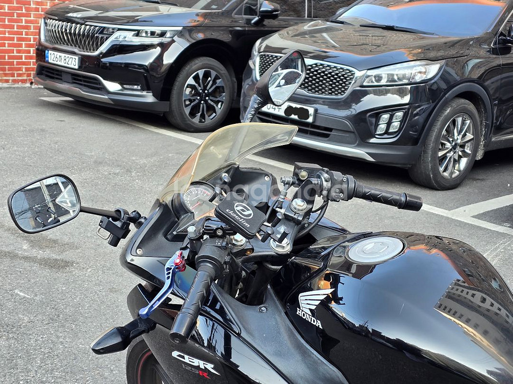 14년식 cbr125 깔끔한상태 판매합니다--5