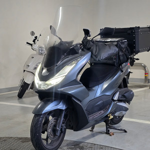 21년식 PCX125 ABS 판매합니다.