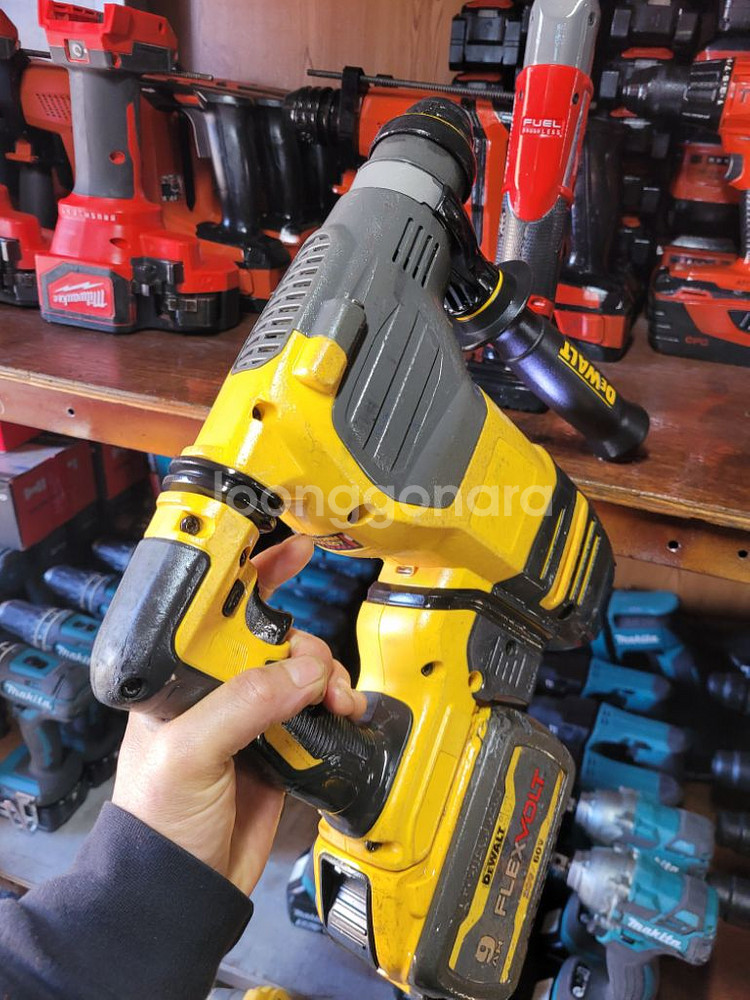 디월트충전함마드릴 DCH333 .앙카드릴 A-1번--8