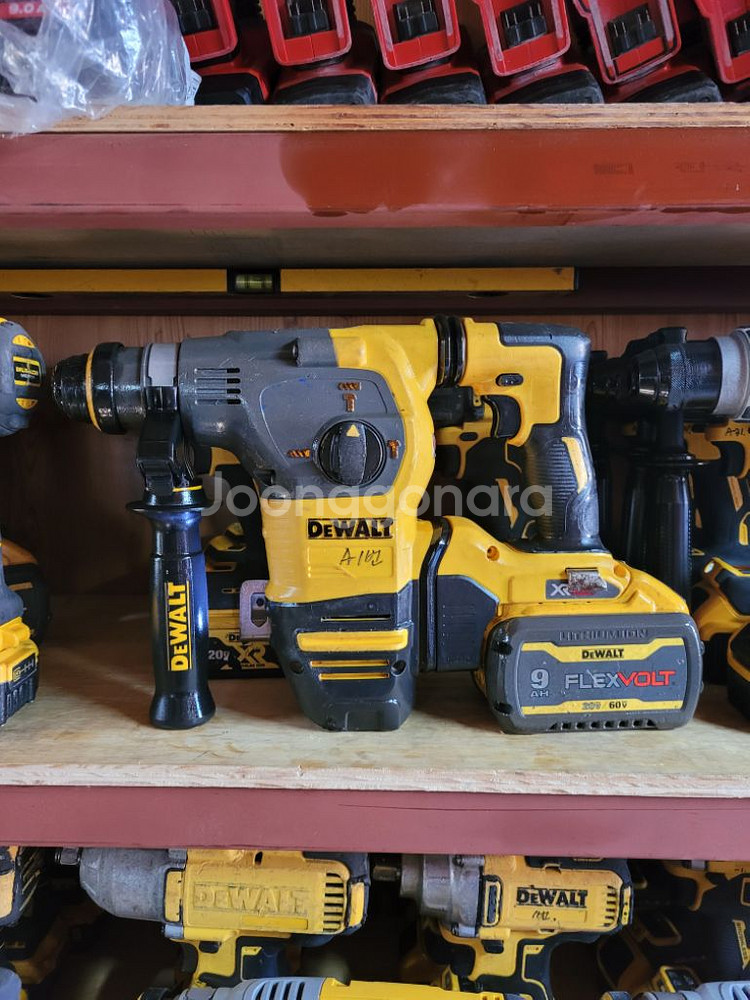 디월트충전함마드릴 DCH333 .앙카드릴 A-1번--9