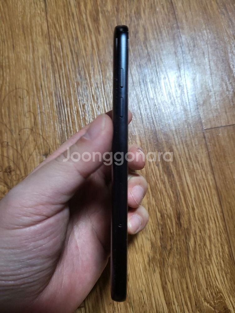 갤럭시a520 블랙--4
