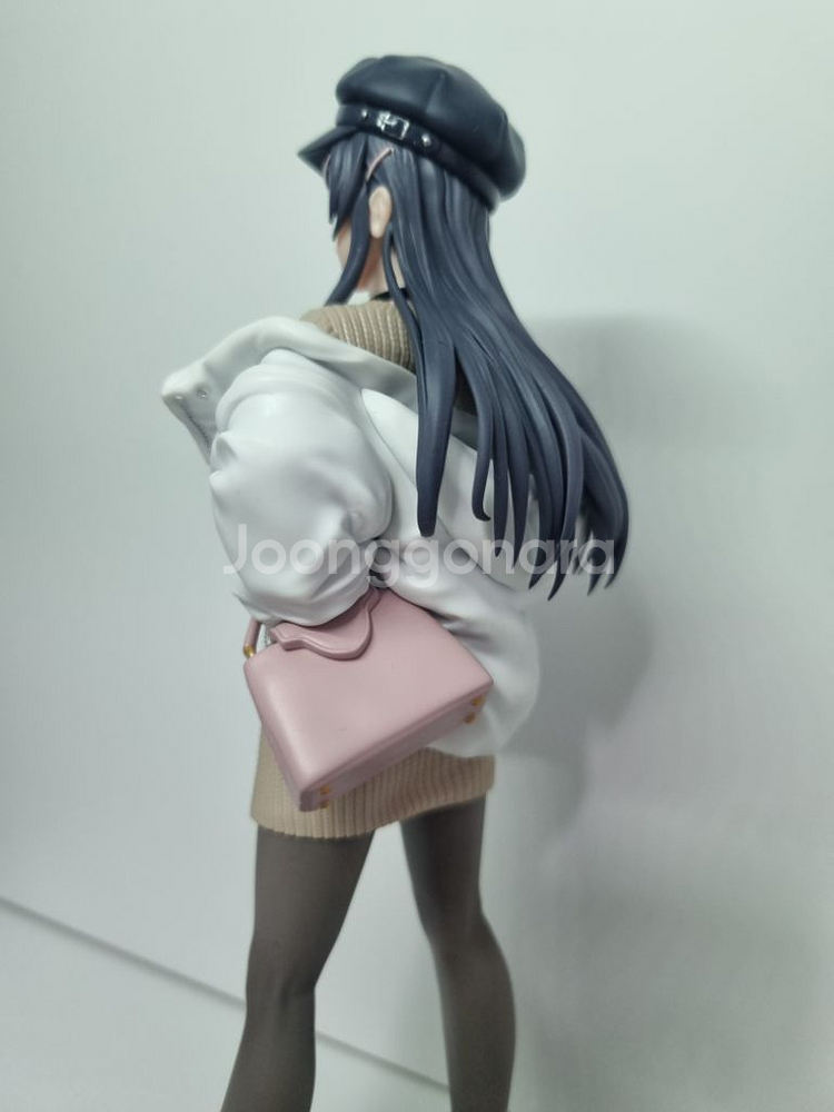 루미나스타 청춘돼지 사쿠라지마 마이 캐주얼 피규어--2