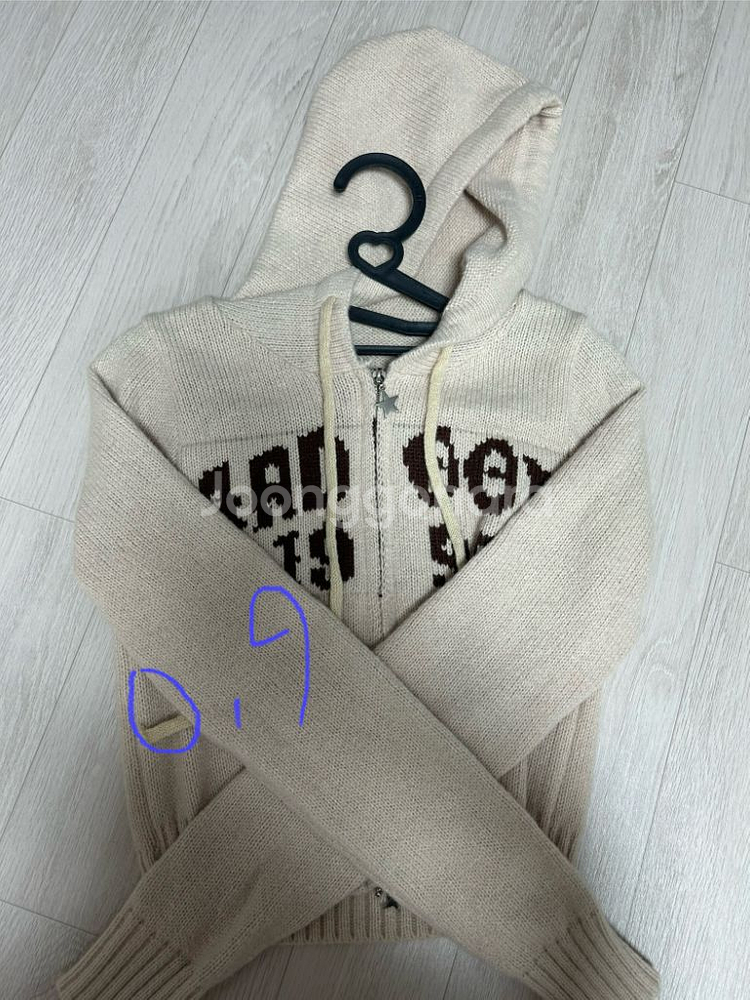 옷장정리해요!! 예쁜옷들 싸게 가져가세요!--5
