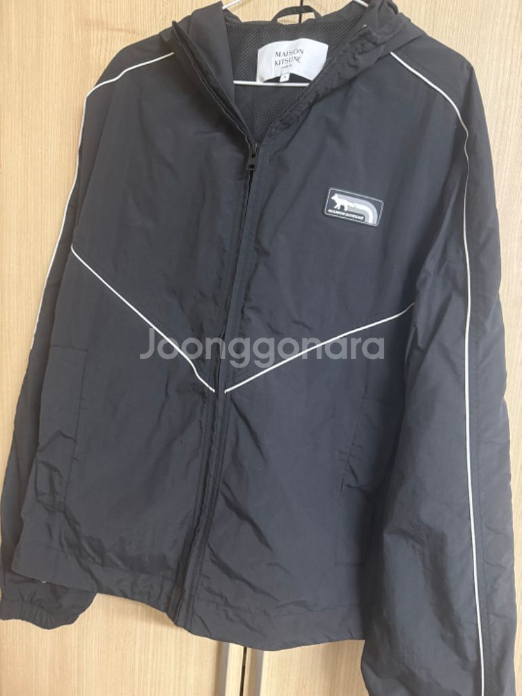 메종키츠네 바람막이--2