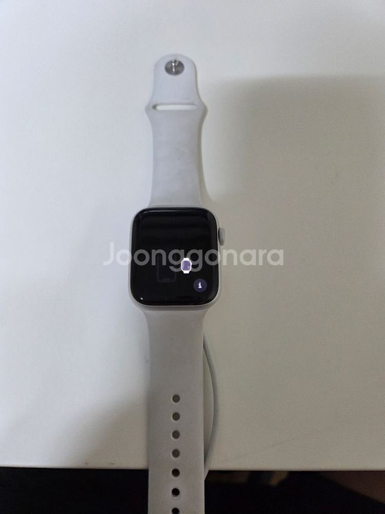 애플워치 SE2 44mm GPS실버(케이블,박스 포함--3