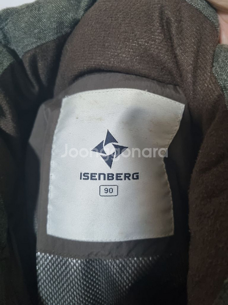 아이젠버그 패딩, 온열조끼, 귀마개, 아이젠 전부--2