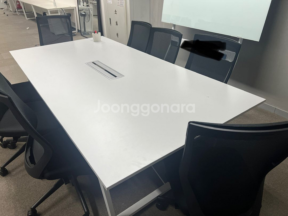 사무실 회의용 테이블, 의자 8개--1