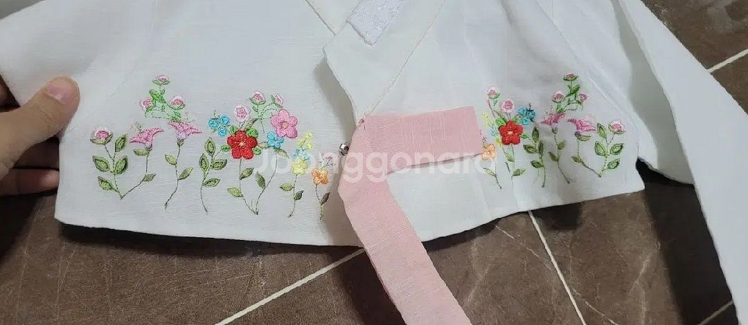 (여아6-7세사이즈) 하랑 한복 7호와 속치마 포함--7