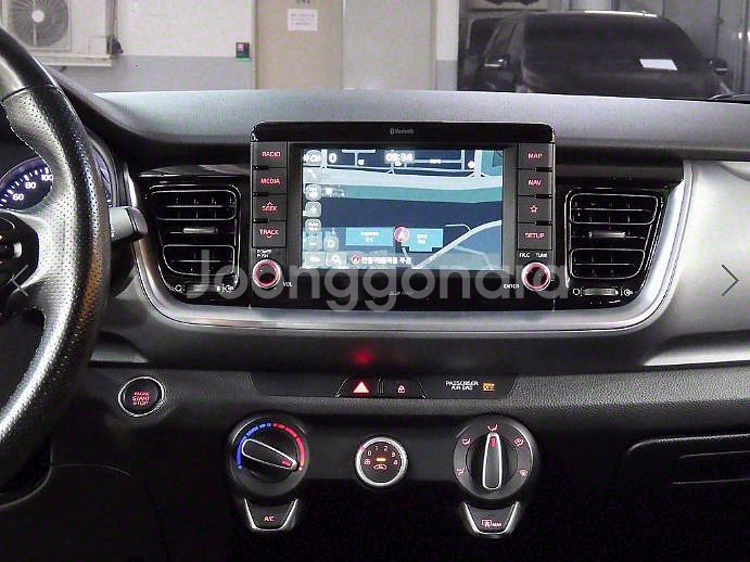 @18년식 스토닉 U2 1.6 디젤 트렌디 전국최저가--8