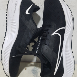 택포 255 size NIKE 줌에어 경량 왕쿠션화