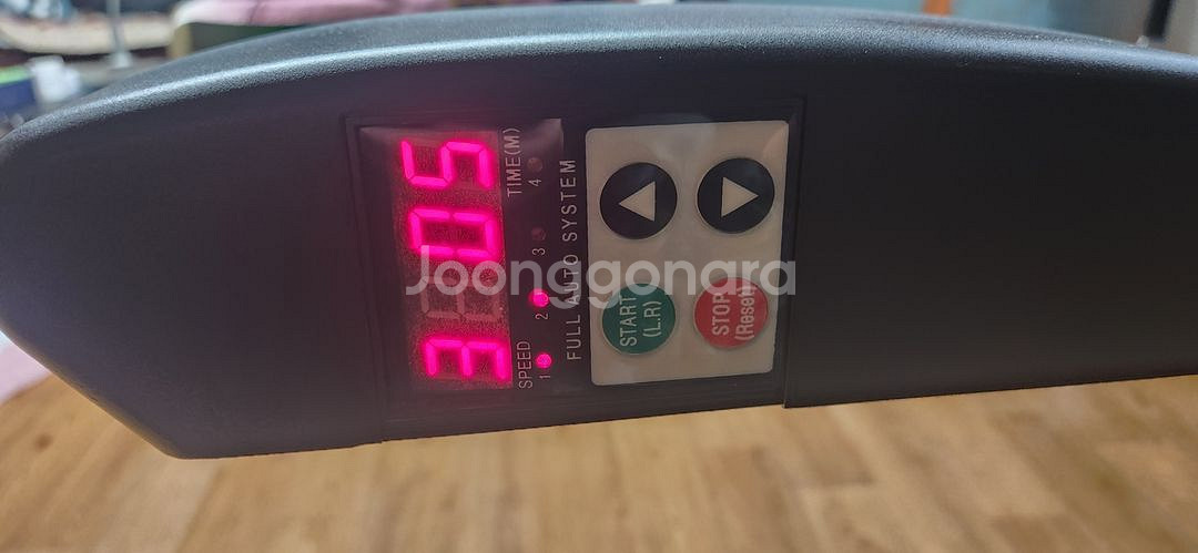 코어근육 활성화 전자동 허리운동 기구 150만원에 구입--3