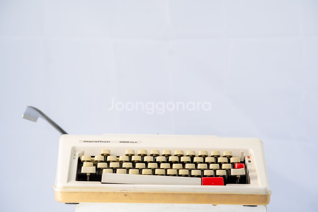 마라톤타자기 골동품 고미술품--1