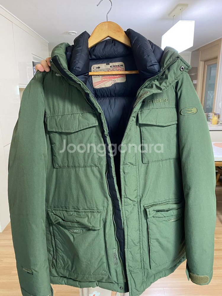 원가 30만원 택포 아이더 남성 카키 패딩 eider--1