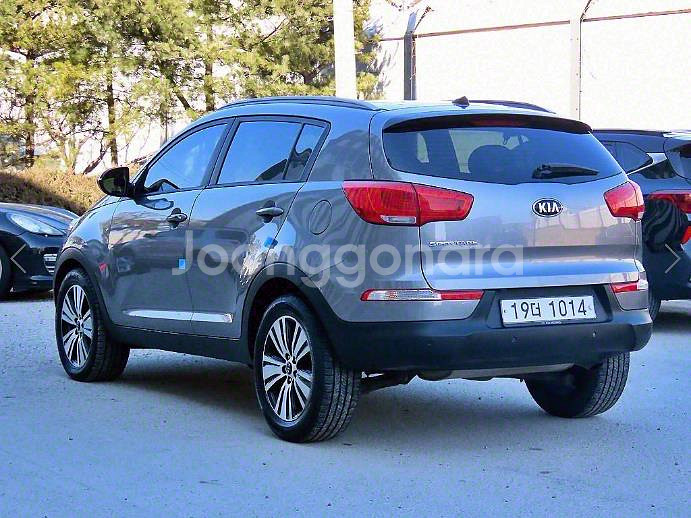 @14년식 더 뉴스포티지R 디젤 R2.0 2WD 월드--2