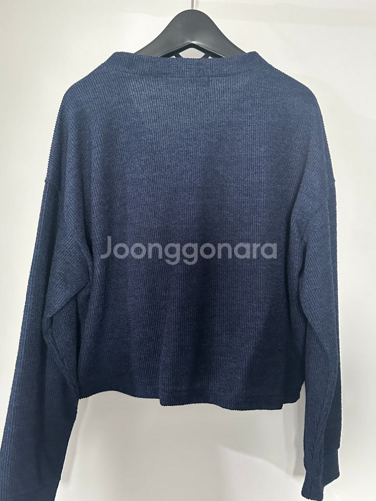 데이디데이 네이비 가디건 세미 크롭 골지 긴팔 니트--4