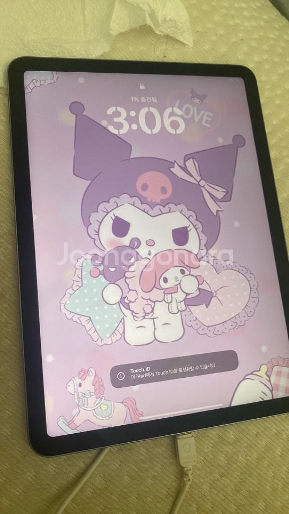 아이패드 에어 5 64GB 터치ID안됨--1