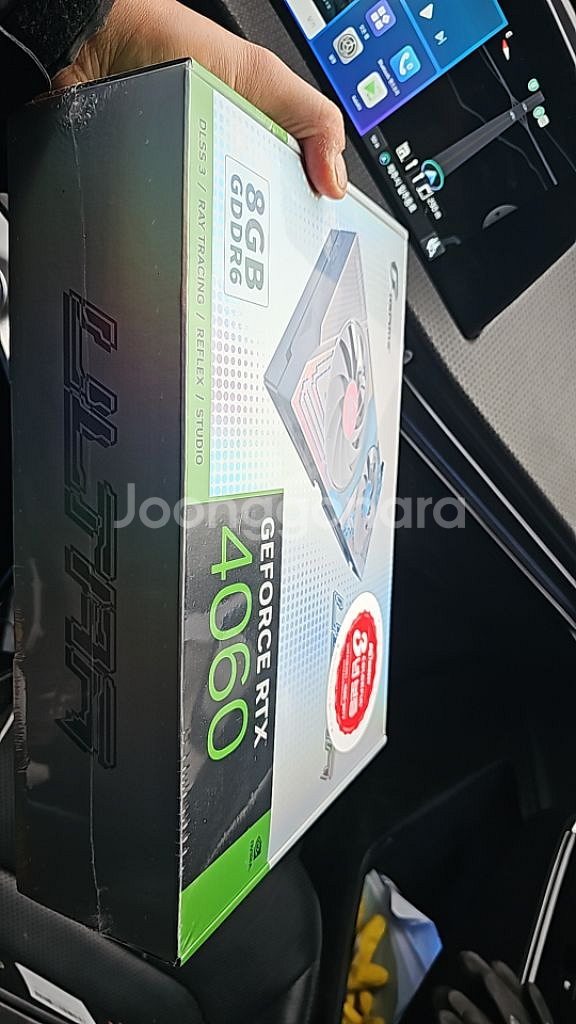 화이트 컬러풀 RTX 4060 새제품 팝니다.--1