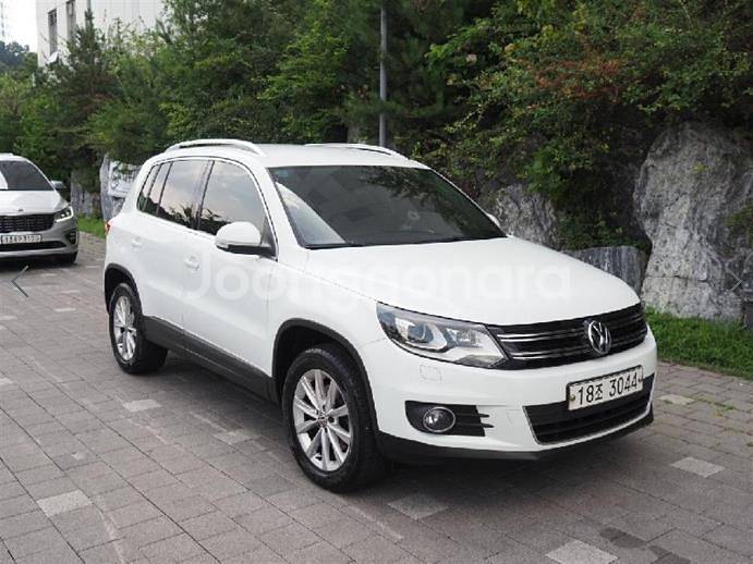 @15년식 티구안 2.0 TDI 블루모션 컴포트 전국--1
