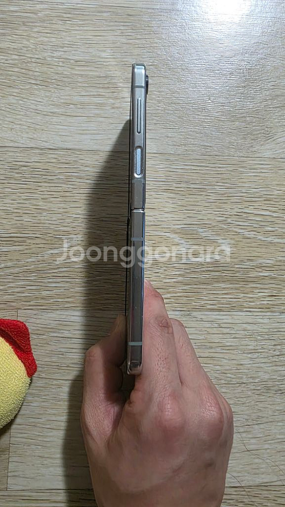 갤럭시 z플립5 512gb 민트색상 판매합니다--4