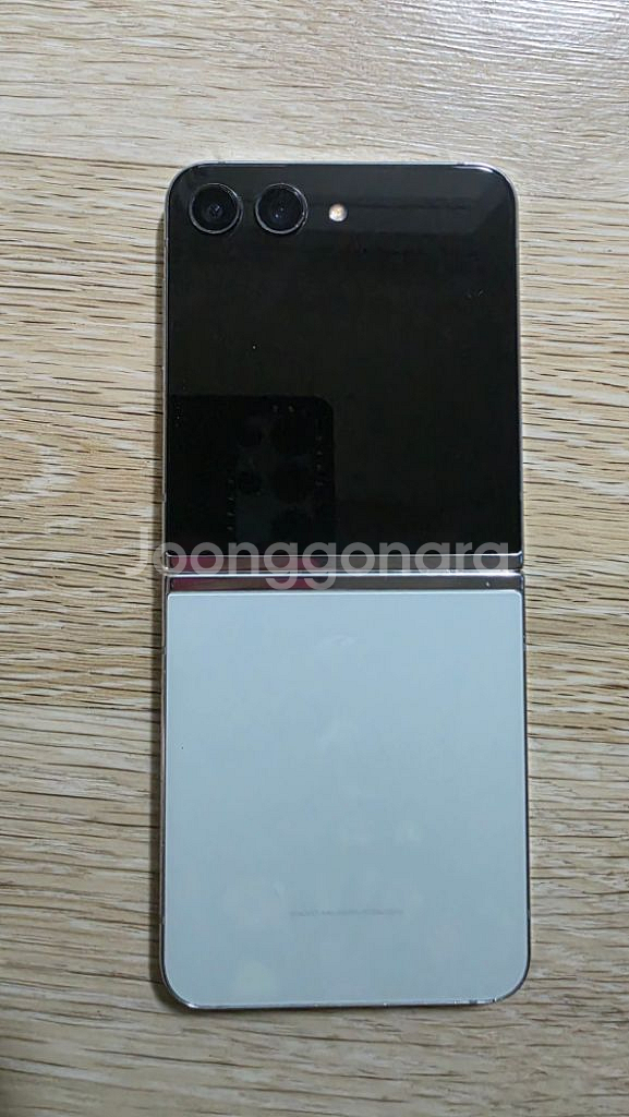 갤럭시 z플립5 512gb 민트색상 판매합니다--2