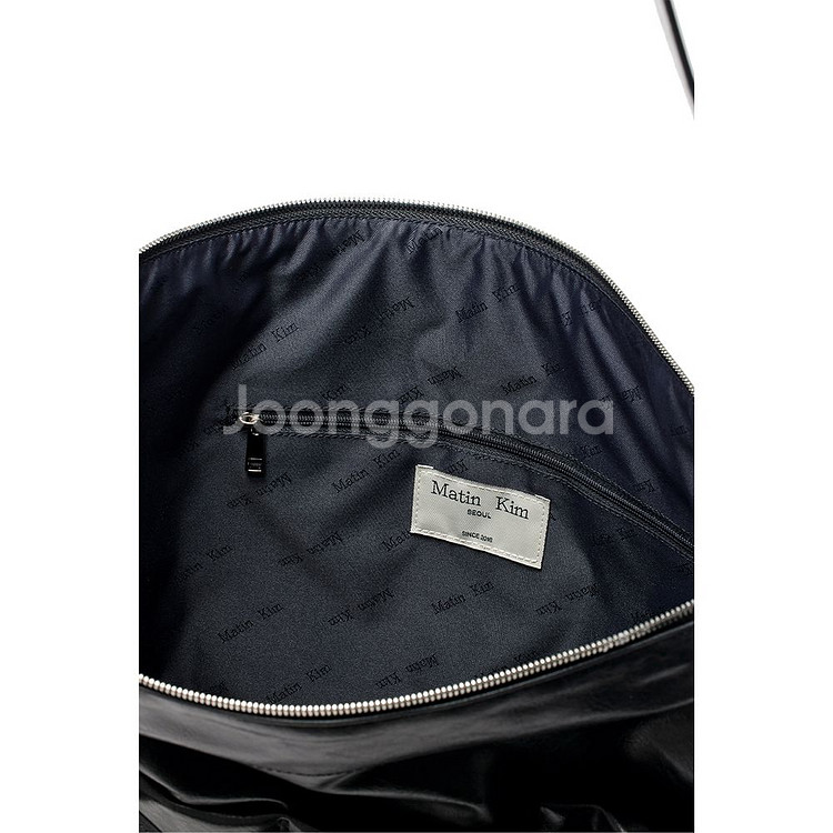 {새상품}마뗑킴 포켓 셔링 리본 빅 백 다크그레이--3