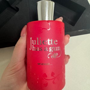 줄리엣 헤즈 어 건 100ml 음 mmmm... 향수