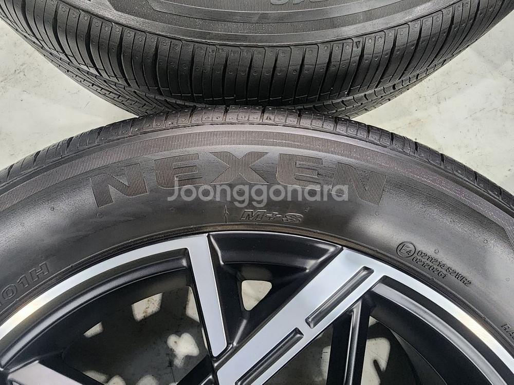 더뉴 투싼 nx4 N라인 임판 19인치 휠타이어--5