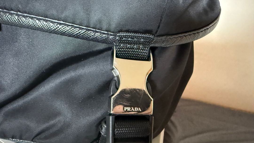 프라다 바이커백 2VH994 미디움사이즈 2024년재품--4