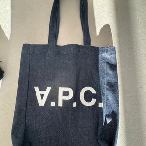 A.P.C. 데님 토트백