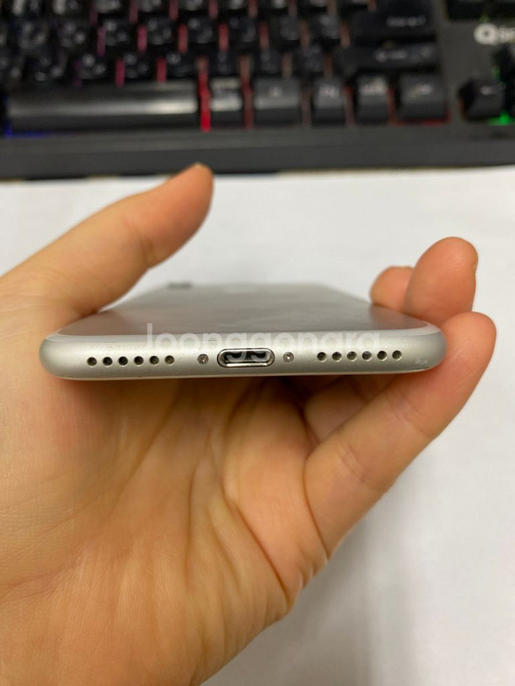 아이폰7 실버 A급 32GB 무잔상 배터리100%--6