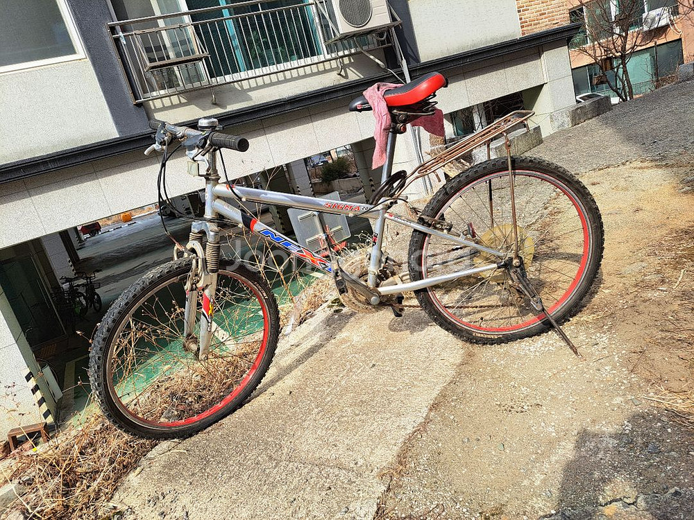 어린이 자전거 팝니다 가격 제시 가능합니다--3