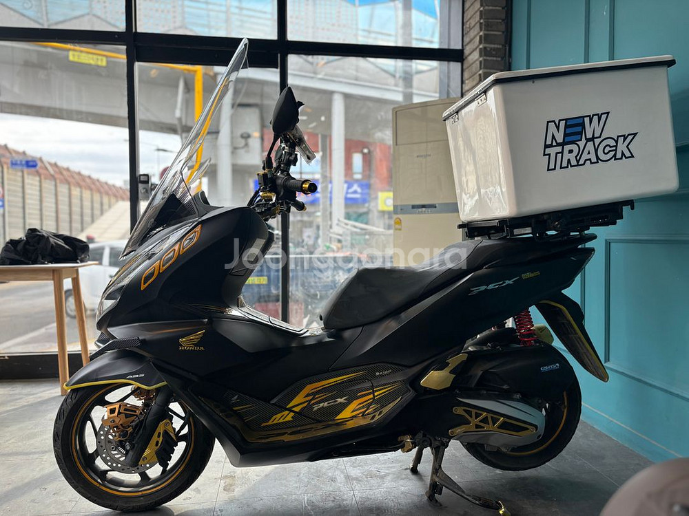 21년식 혼다 pcx125 풀튜닝 판매합니다.--4