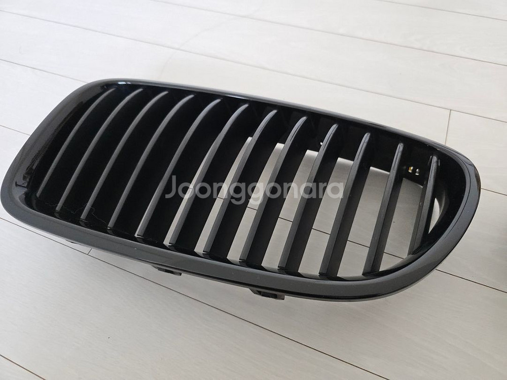 BMW F10 M550D 정품그릴--1